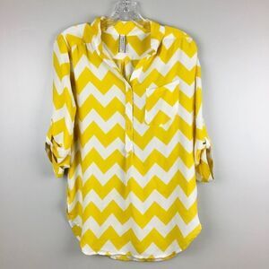 🌺3 FOR $20🌺 - Giddy Up Glamour yellow chevron sheer top s